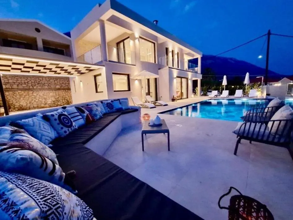 Deos Villa Vlachata
